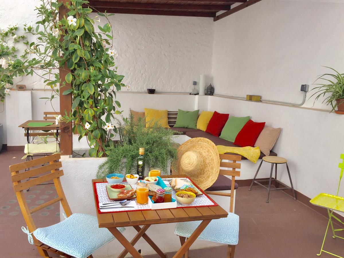 City Garden Bed And Breakfast Valencia Exterior photo